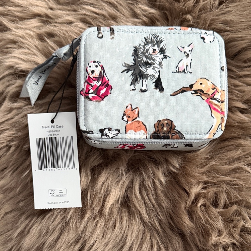 NWT Vera Bradley Travel Pill Case Dog Show